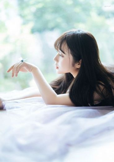 两个人一前一后三明治_1080视频大全