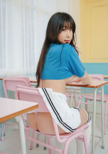 亚洲美女人人爽_1080高清电影在线
