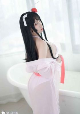 操女生视频网站_720高清免费观看
