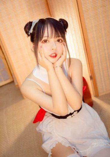 丝袜制服美女第一页_蓝光手机免费观看完整