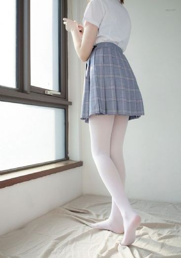 学生精品国产自在现线拍_HD高清免费观看