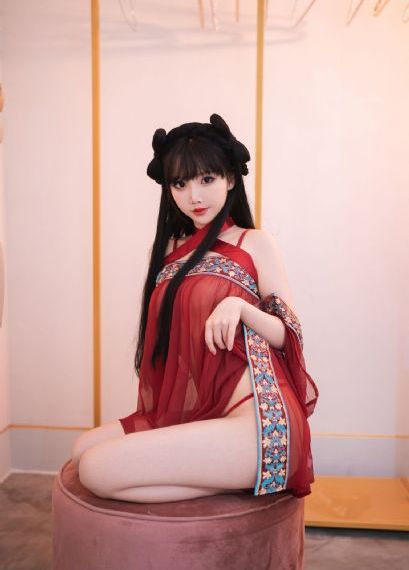 同学脱了内裤打开腿让人c_4K免费观看超清
